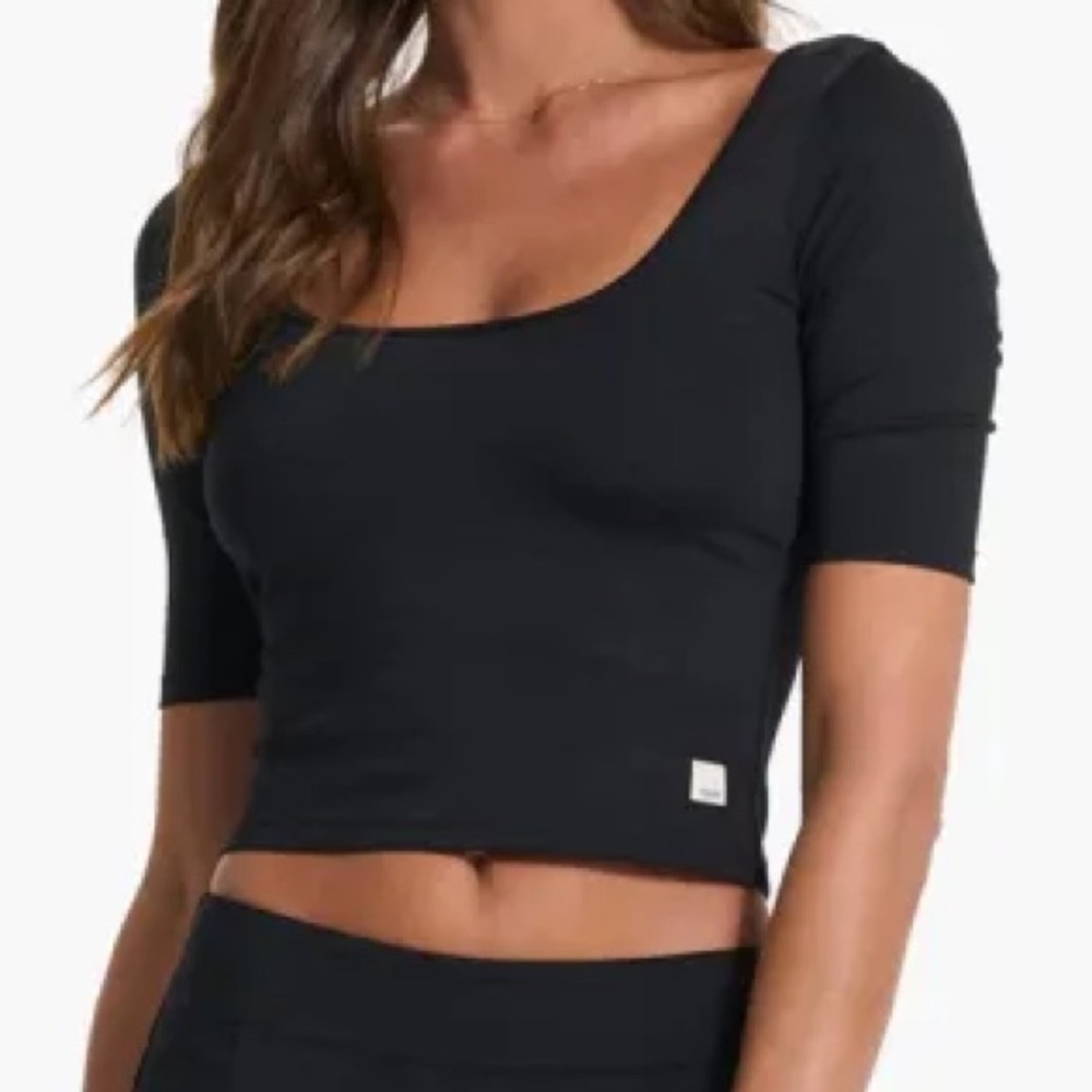Vuori Lux Rib Avant Top Cropped Size Medium